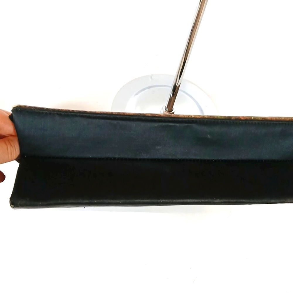 👜 1940s Tano of Madrid Black Silk Handbag Gold Clasp Made in Spain Retro - Picture 9 of 14